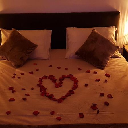 Love Room Jaccuzi Puisserguier 외부 사진