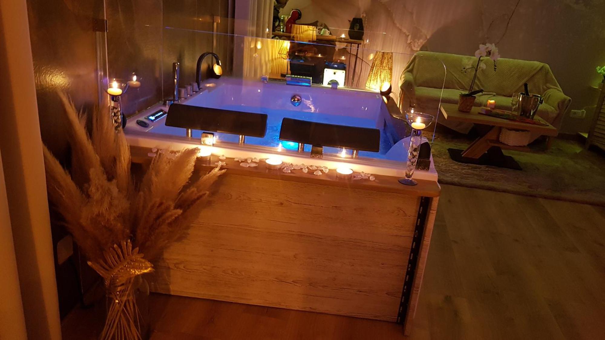 Love Room Jaccuzi Puisserguier 외부 사진