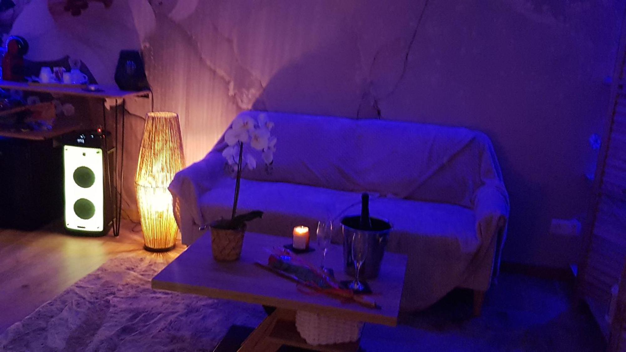 Love Room Jaccuzi Puisserguier 외부 사진